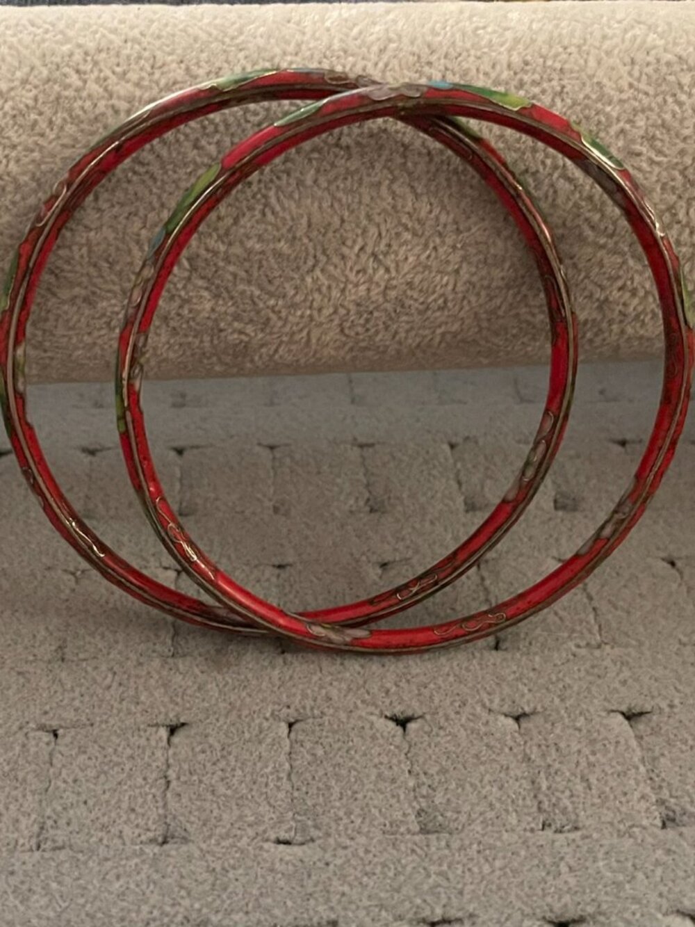Vintage Jewelry Bundle Set of 2 Red Cloisonne Bangles 1960s Retro 20 grams Boho - Picture 3 of 14